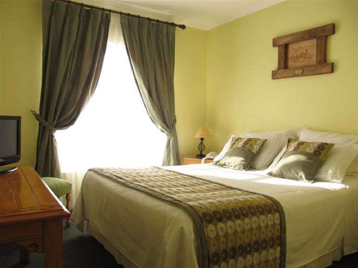 Hotel Carpa Manzano Punta Arenas Esterno foto